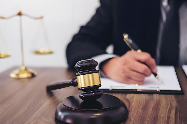 离婚损害赔偿又如何为受到伤害的心买单