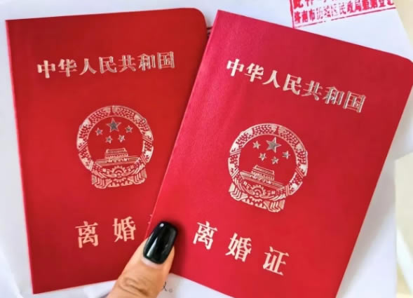 因为出轨导致离婚的一方会净身出户吗